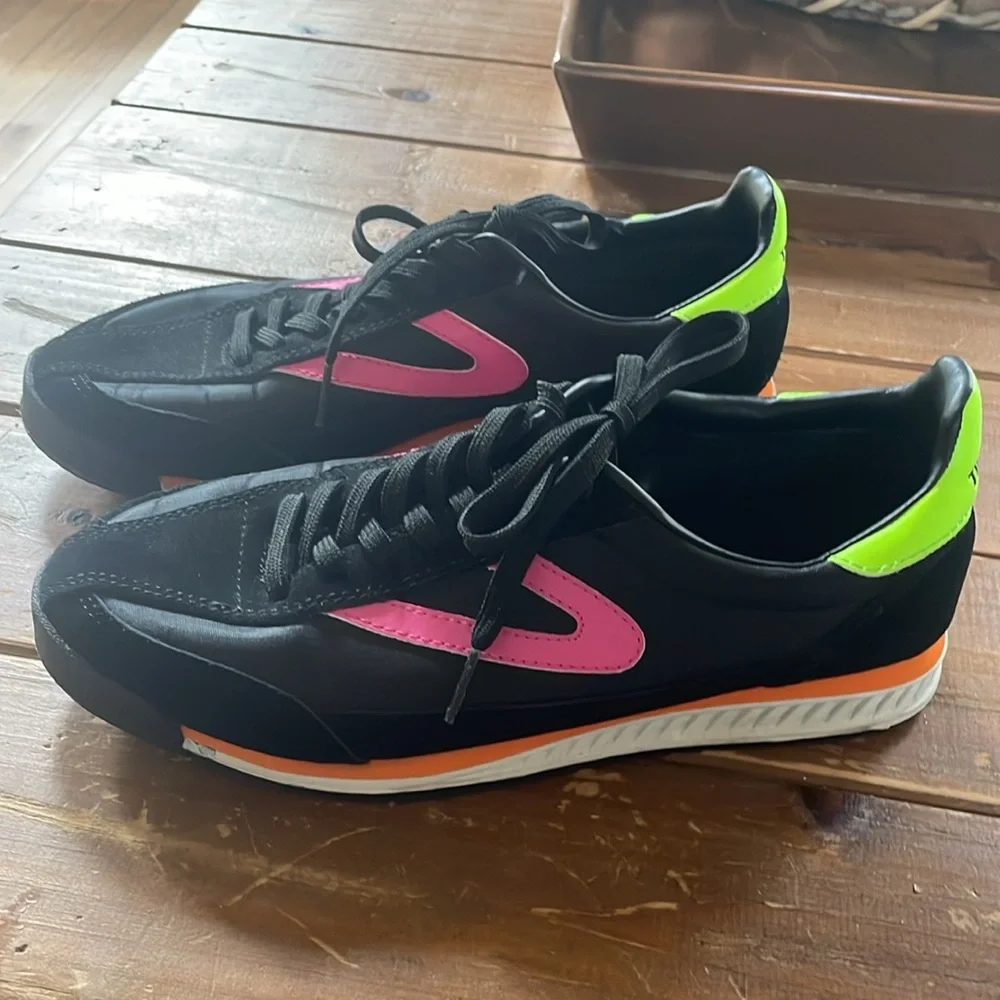 Tretorn Rawlings 10 Suede and Nylon Sneaker Size 6.5